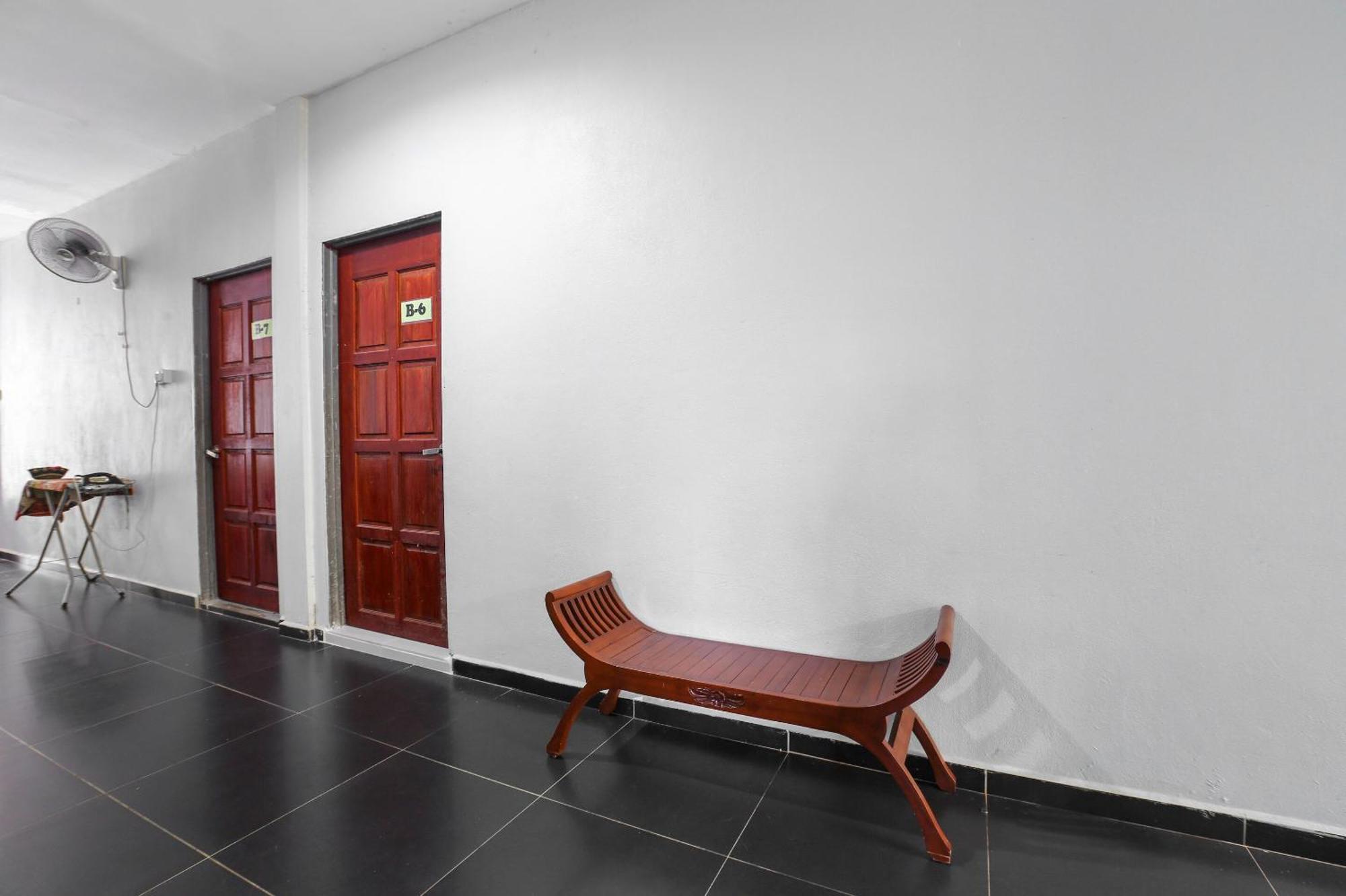 OYO 89933 Nun Hotel Jeli Exterior foto