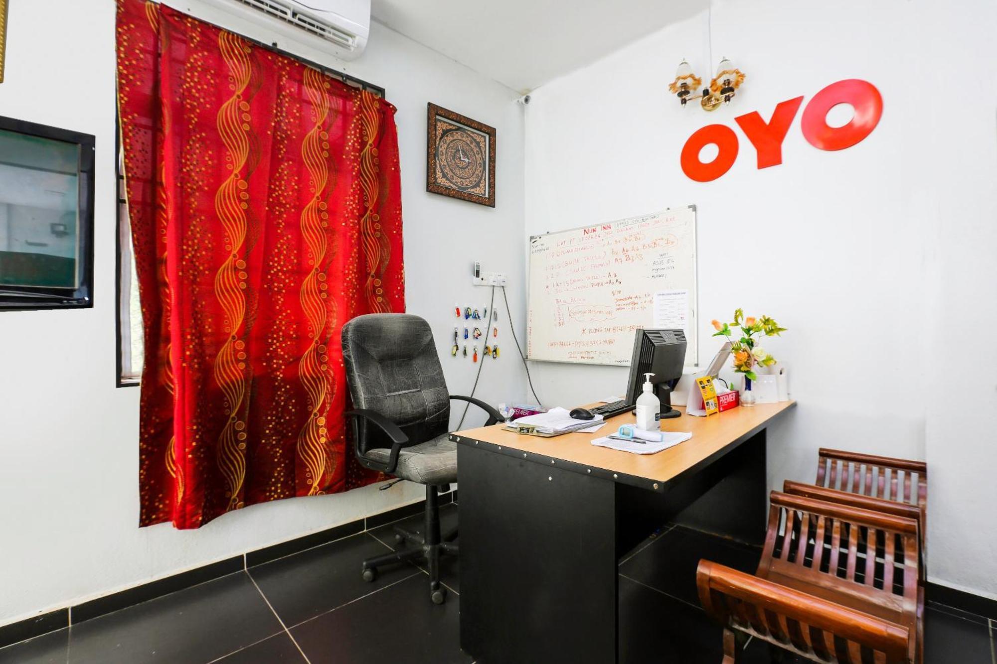 OYO 89933 Nun Hotel Jeli Exterior foto